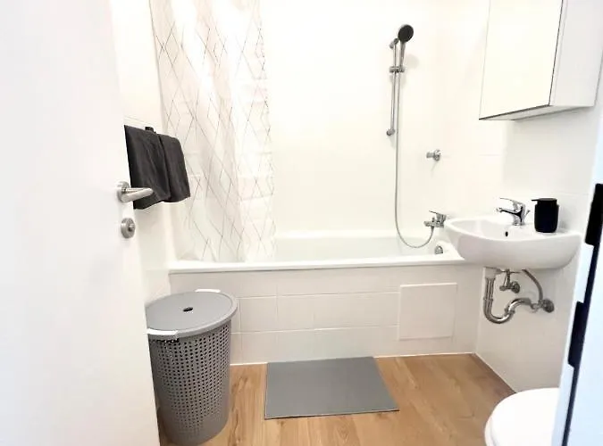 Apartment Isabellas: Near To Trainstation *